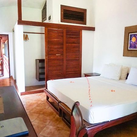 Club Bentota Hotel Exterior photo