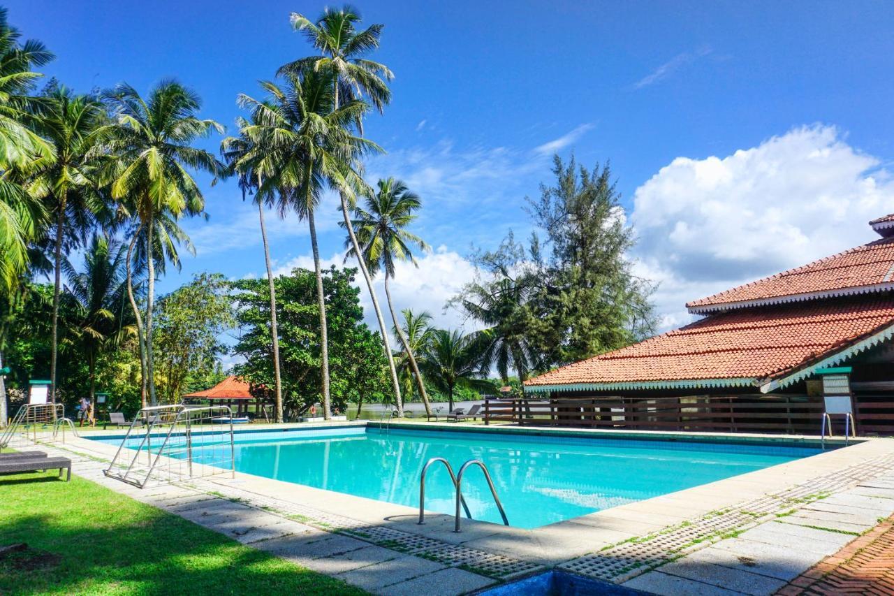 Club Bentota Hotel Exterior photo
