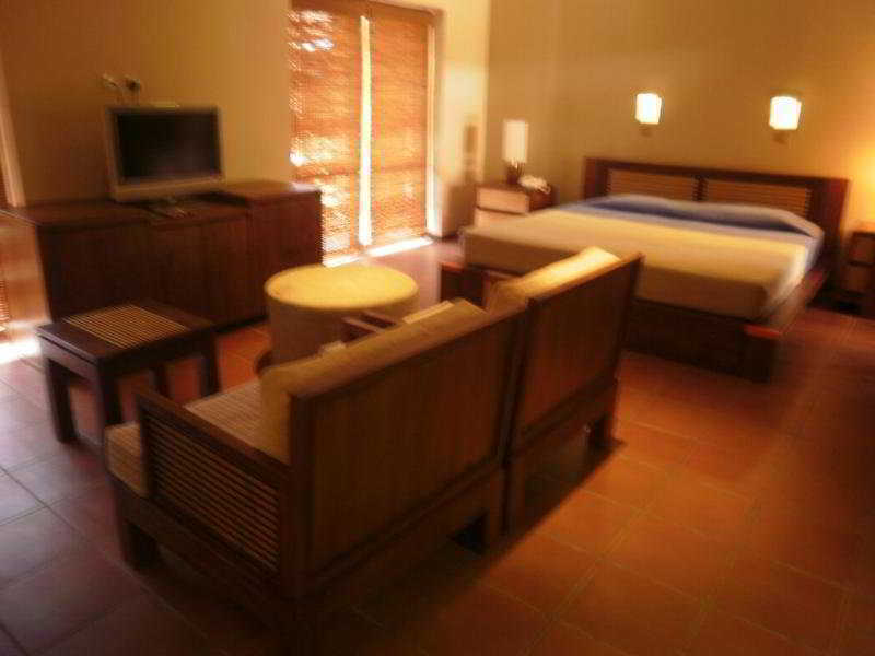Club Bentota Hotel Exterior photo