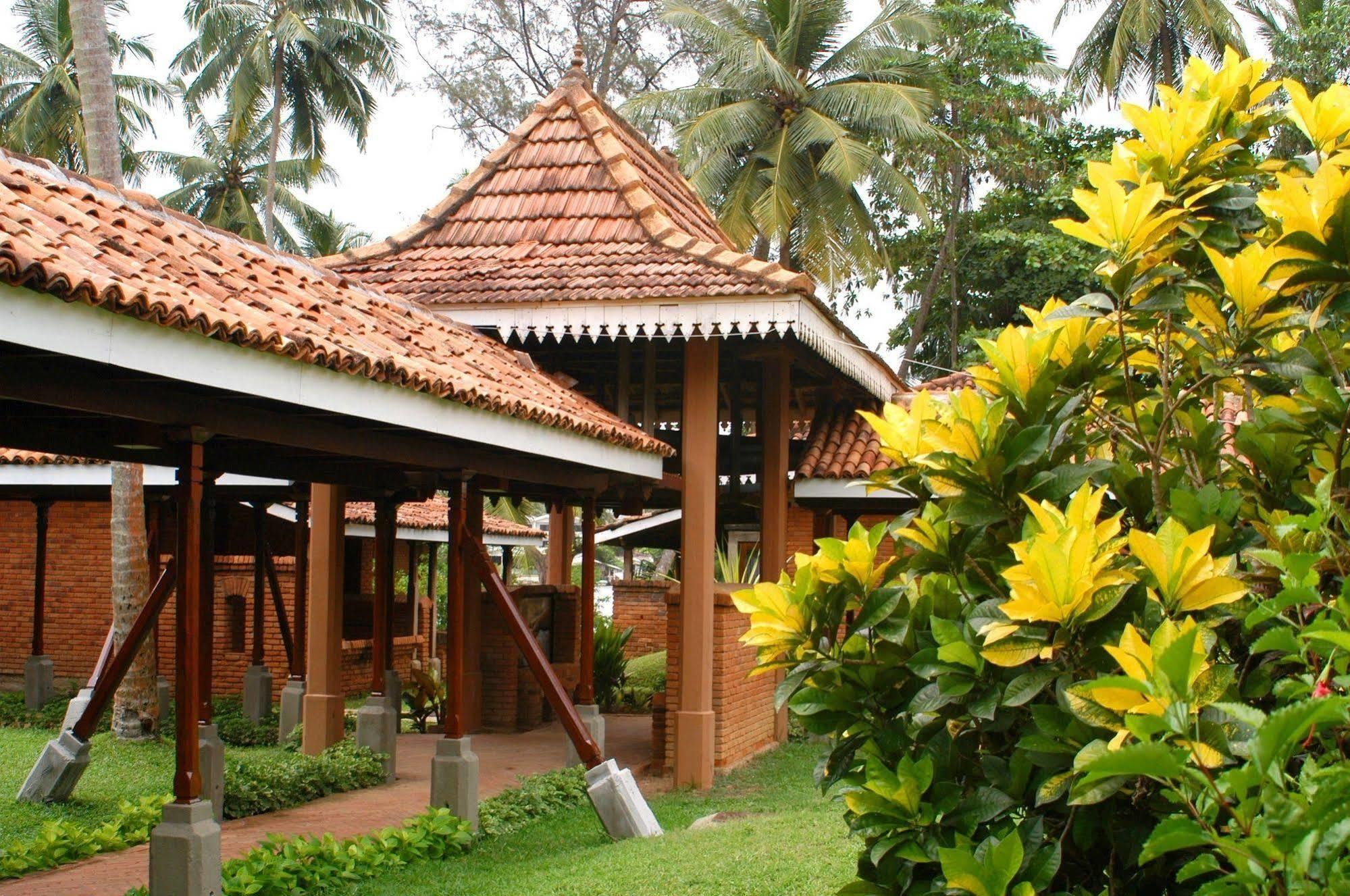 Club Bentota Hotel Exterior photo