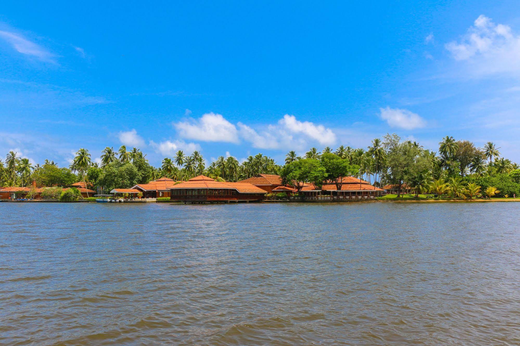 Club Bentota Hotel Exterior photo