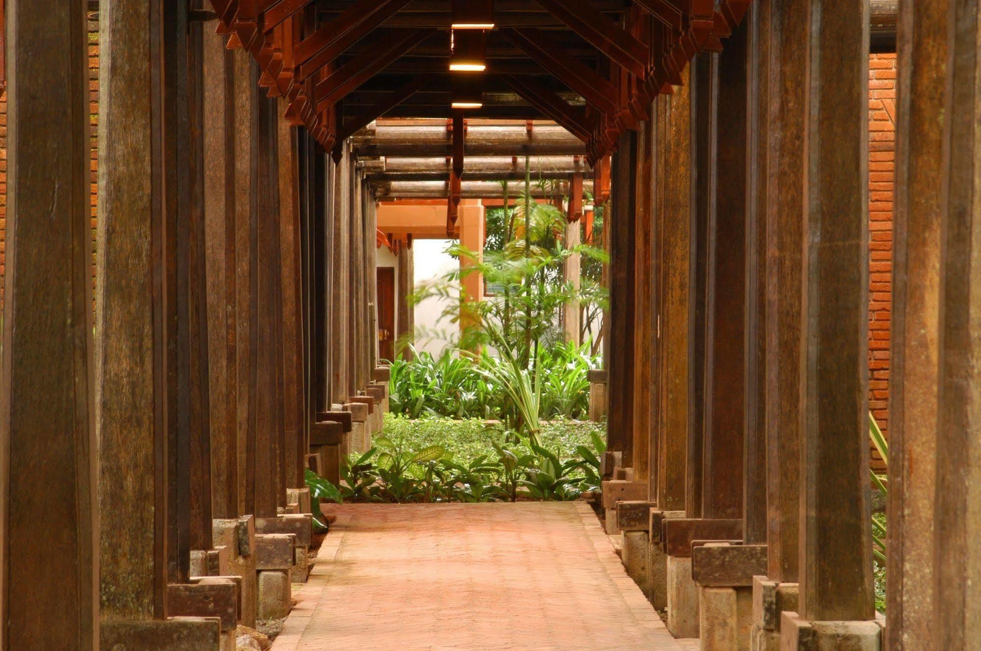 Club Bentota Hotel Exterior photo
