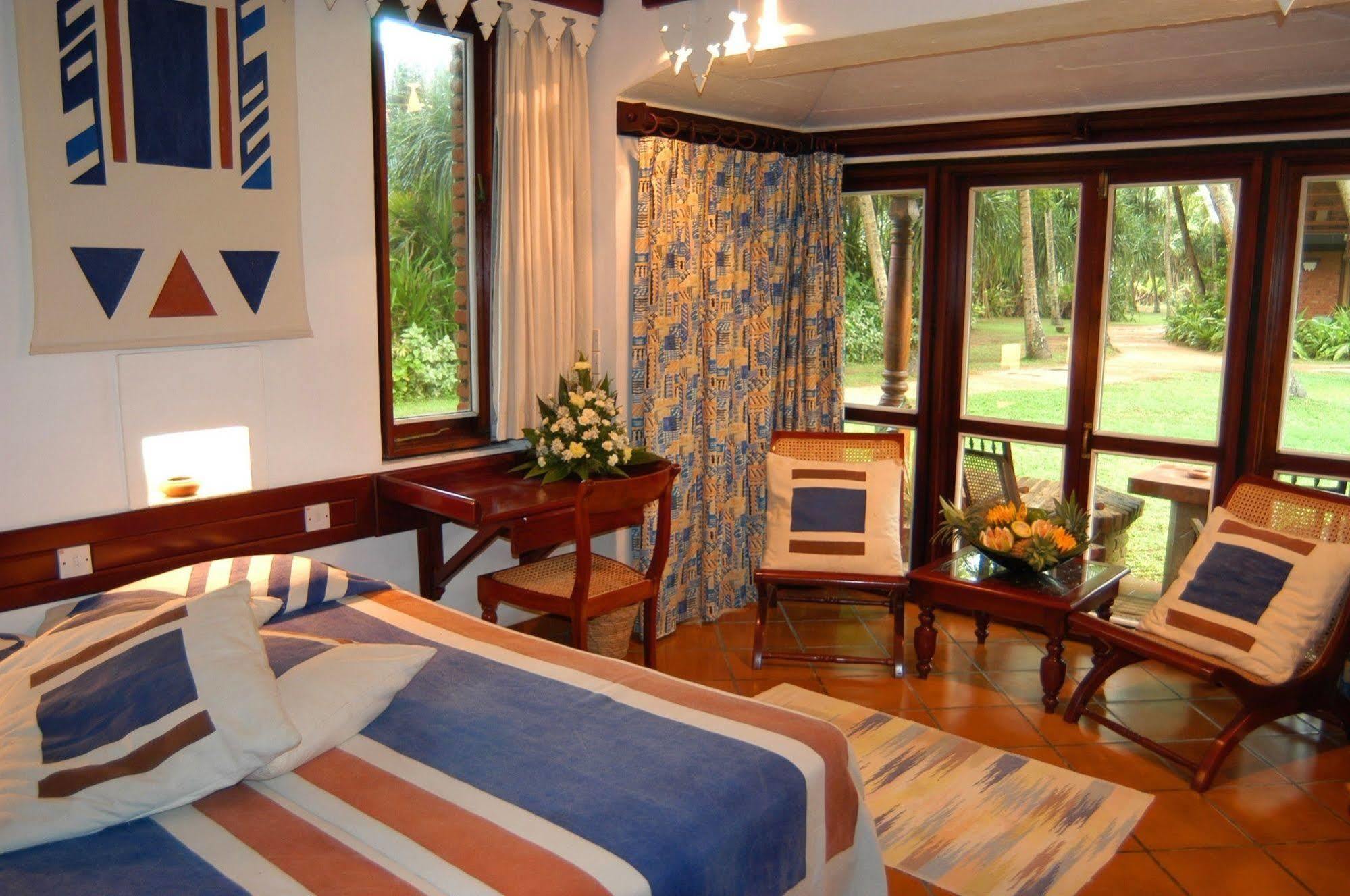 Club Bentota Hotel Exterior photo